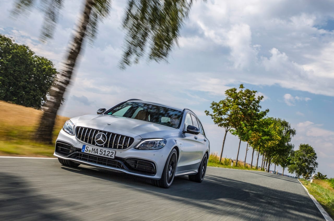 Mercedes-AMG C 63 S_Galerie_1280x850 (3)