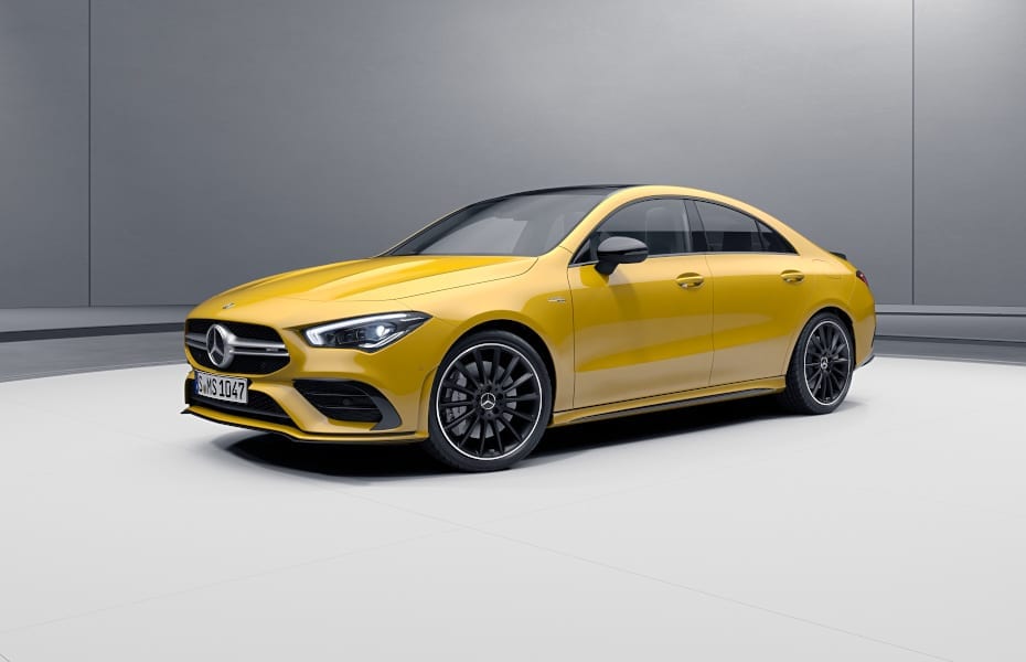 Mercedes-AMG CLA 35 4MATIC, sonnengelb (914U), 48,3 cm (19") AMG Leichtmetallräder im Vielspeichen-Design (RVL), AMG Night-Paket (P60), AMG Aerodynamik-Paket (B26) Mercedes-AMG CLA 35 4MATIC, sonnengelb (914U), 48,3 cm (19") AMG Leichtmetallräder im Vielspeichen-Design (RVL), AMG Night-Paket (P60), AMG Aerodynamik-Paket (B26)