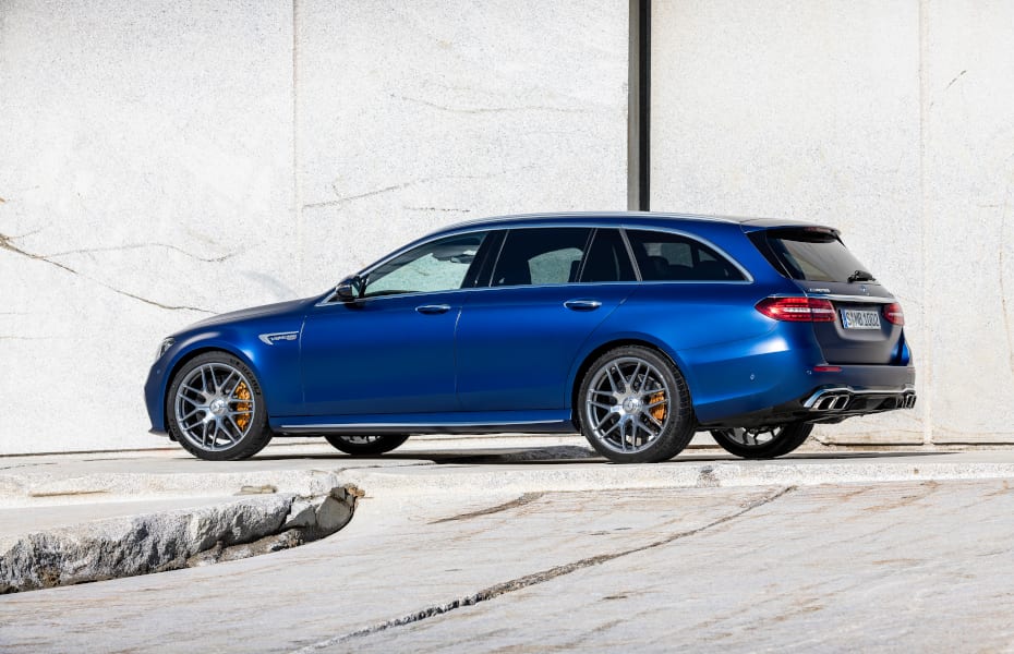 Mercedes-AMG E 63 S T-Modell, Exterieur: brilliantblau magno