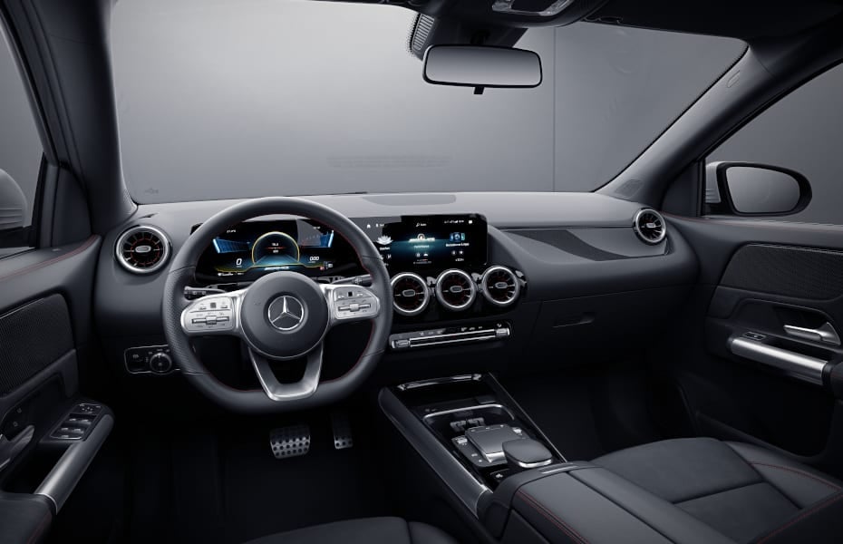 Ledernachbildung ARTICO / Mikrofaser DINAMICA schwarz (651A), Zierelemente Carbonstruktur (H62), Multifunktions-Sportlenkrad in Leder Nappa (L5C), Media-Display (859), Volldigitales Instrumenten-Display (458) Ledernachbildung ARTICO / Mikrofaser DINAMICA schwarz (651A), Zierelemente Carbonstruktur (H62), Multifunktions-Sportlenkrad in Leder Nappa (L5C), Media-Display (859), Volldigitales Instrumenten-Display (458)
