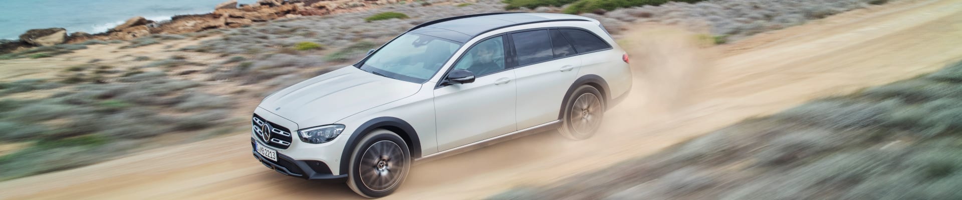 Mercedes-Benz E-Klasse All-Terrain, 2020, Exterieur: designo diamantweiß bright, Line Avantgarde, Night Paket