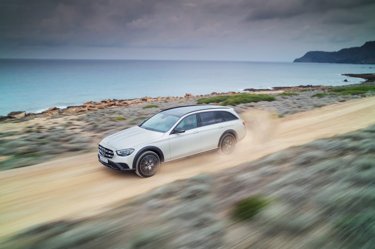 Mercedes-Benz E-Klasse All-Terrain, 2020, Exterieur: designo diamantweiß bright, Line Avantgarde, Night Paket