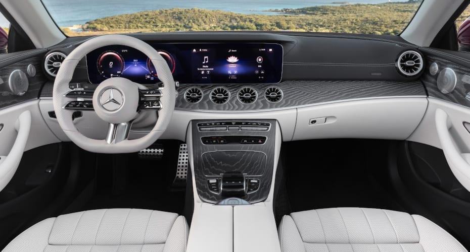 Interieur des Mercedes-Benz E-Klasse Cabriolets