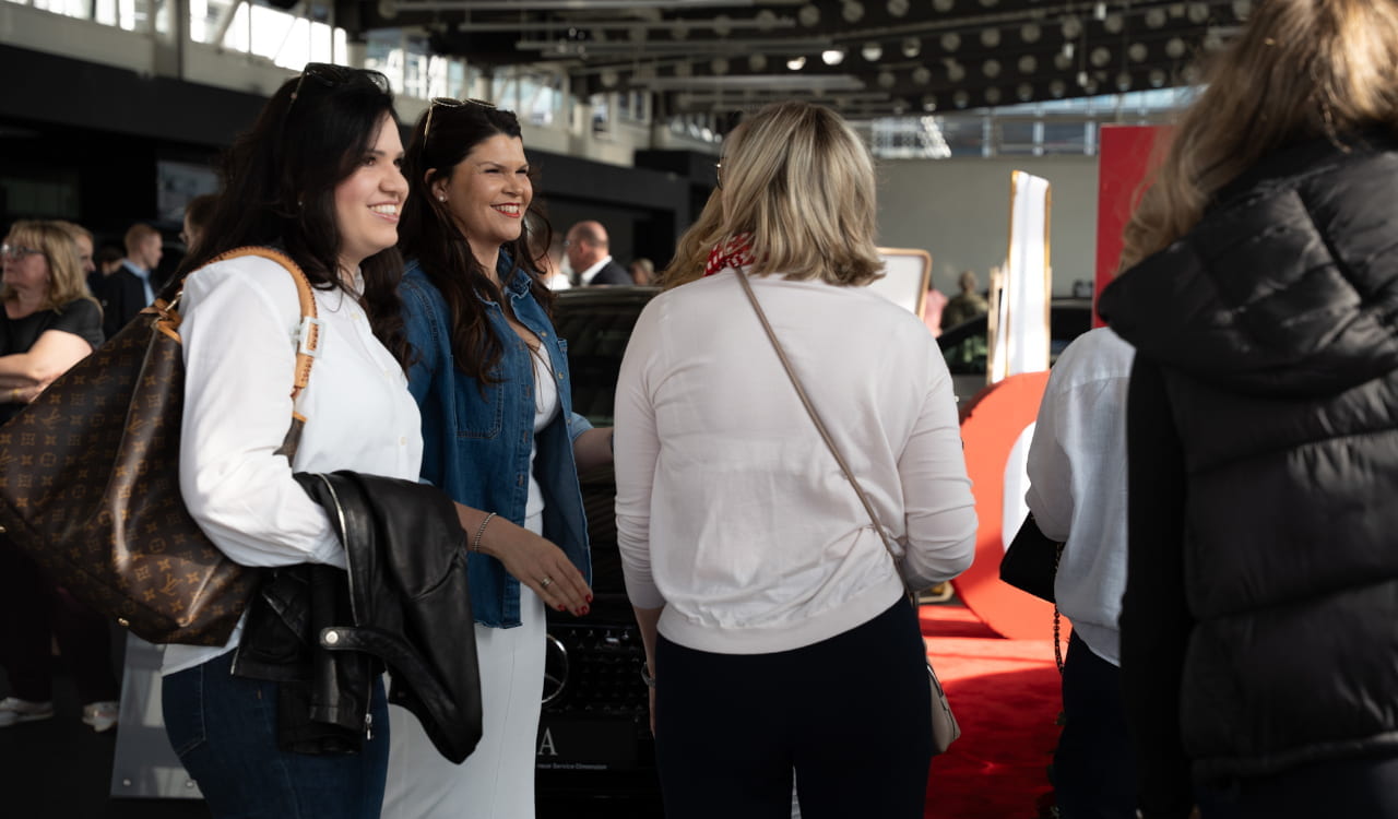 She's Mercedes x Pilates Event im Autohaus Kunzmann