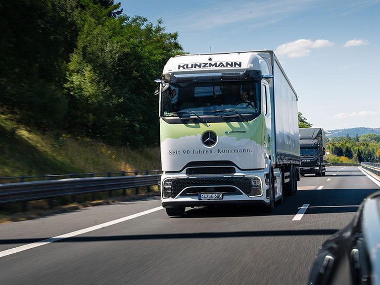 eActros 400