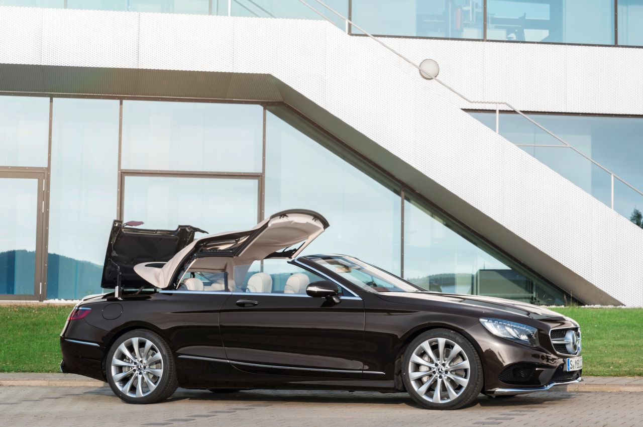 Mercedes-Benz S-Klasse Cabriolet mit schließendem Verdeck