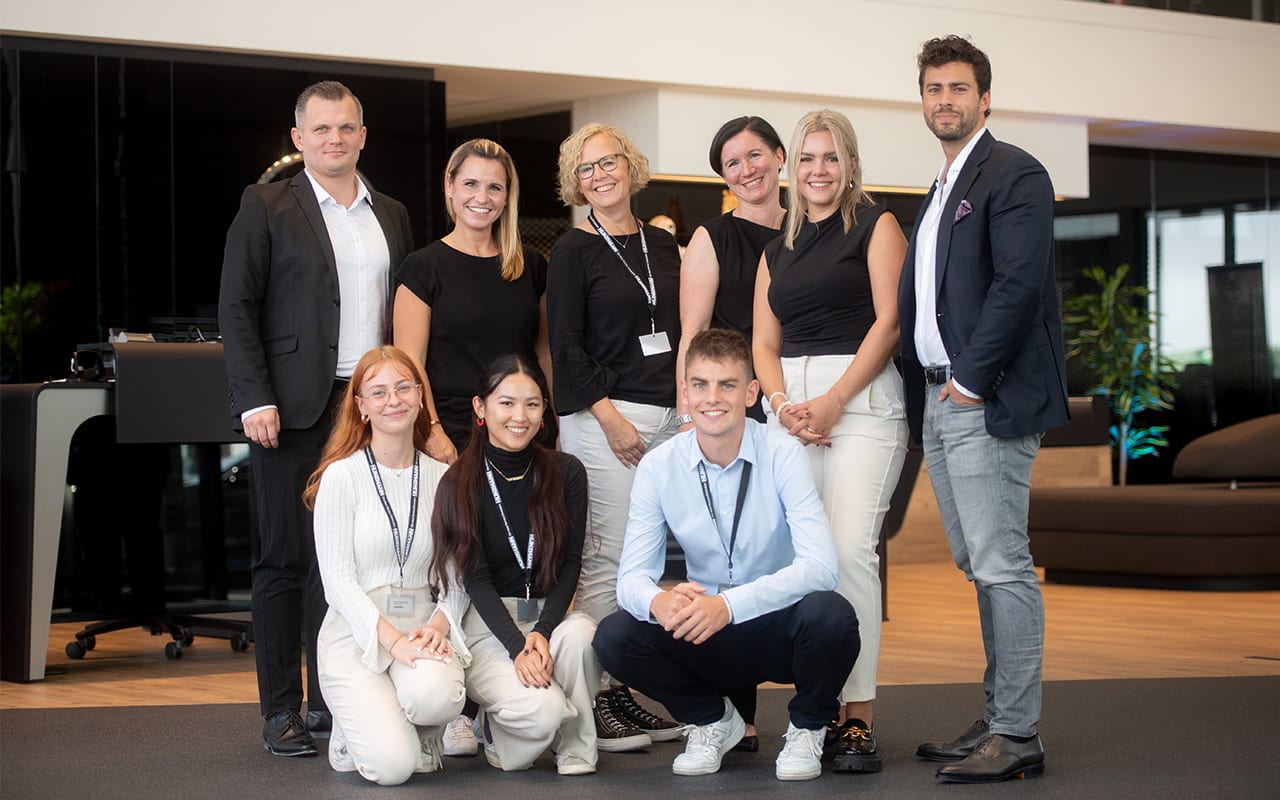 Heiko Protze, Natalie Weber, Heike Weigold, Steffi Schmeck, Vivien Brandt, Moritz Kemmerer und Azubis