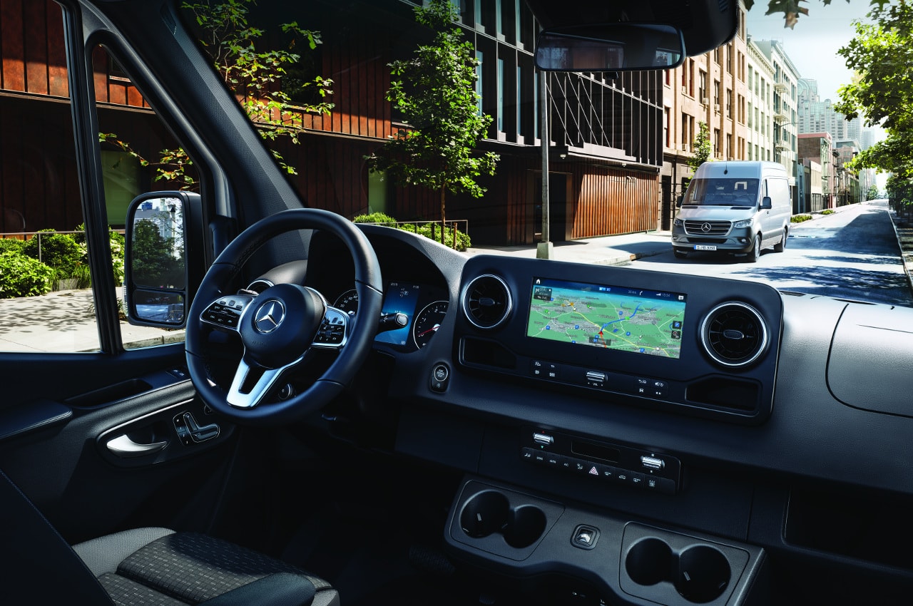 https://www.kunzmann.de/pics/sprinter-interieur-1280x850-min,modulecms,CMzfX1ozz1w3QPfDms2xEQ_m.jpg?1523968371