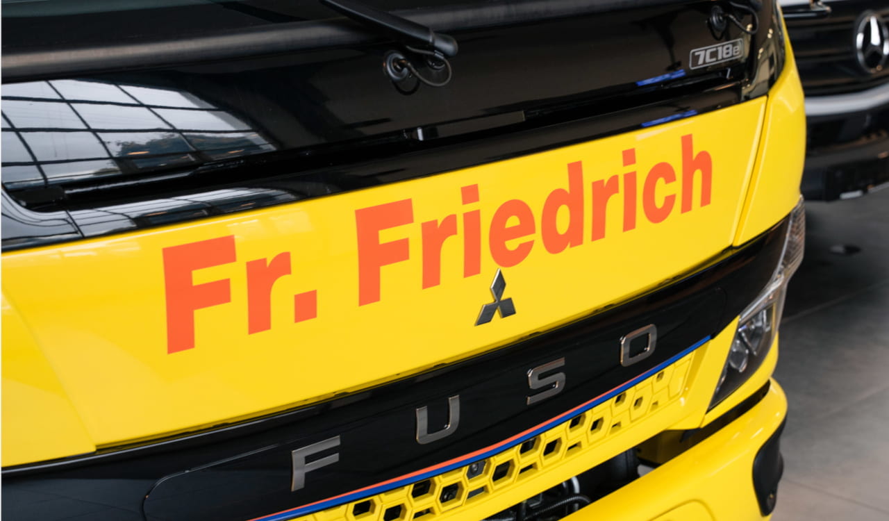 Übergabe FUSO eCanter an Fa. Friedrich Friedrich