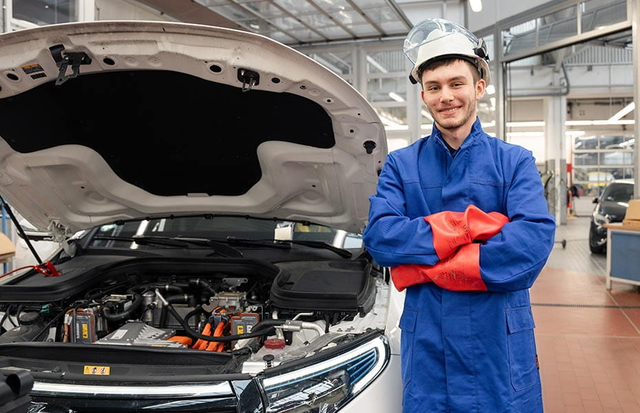 Kfz-Mechatroniker/in* für System- und Hochvolttechnik