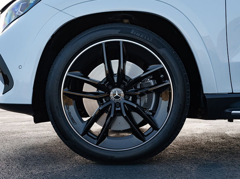 Mercedes-Benz GLE SUV Night Paket