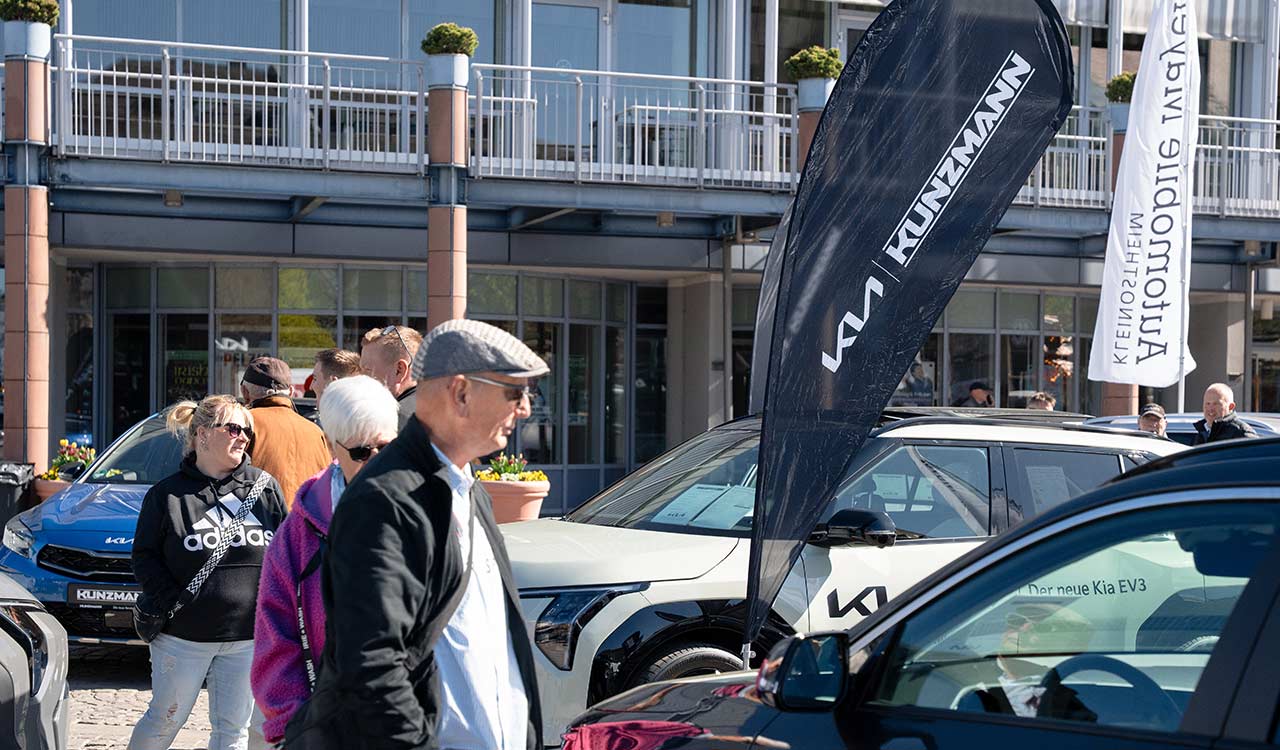 Kunzmann Kia Stand auf der Mobilia 2025 in Aschaffenburg