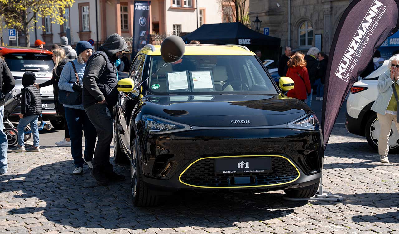 schwarzer smart #1 auf der Mobilia 2025 in Aschaffenburg