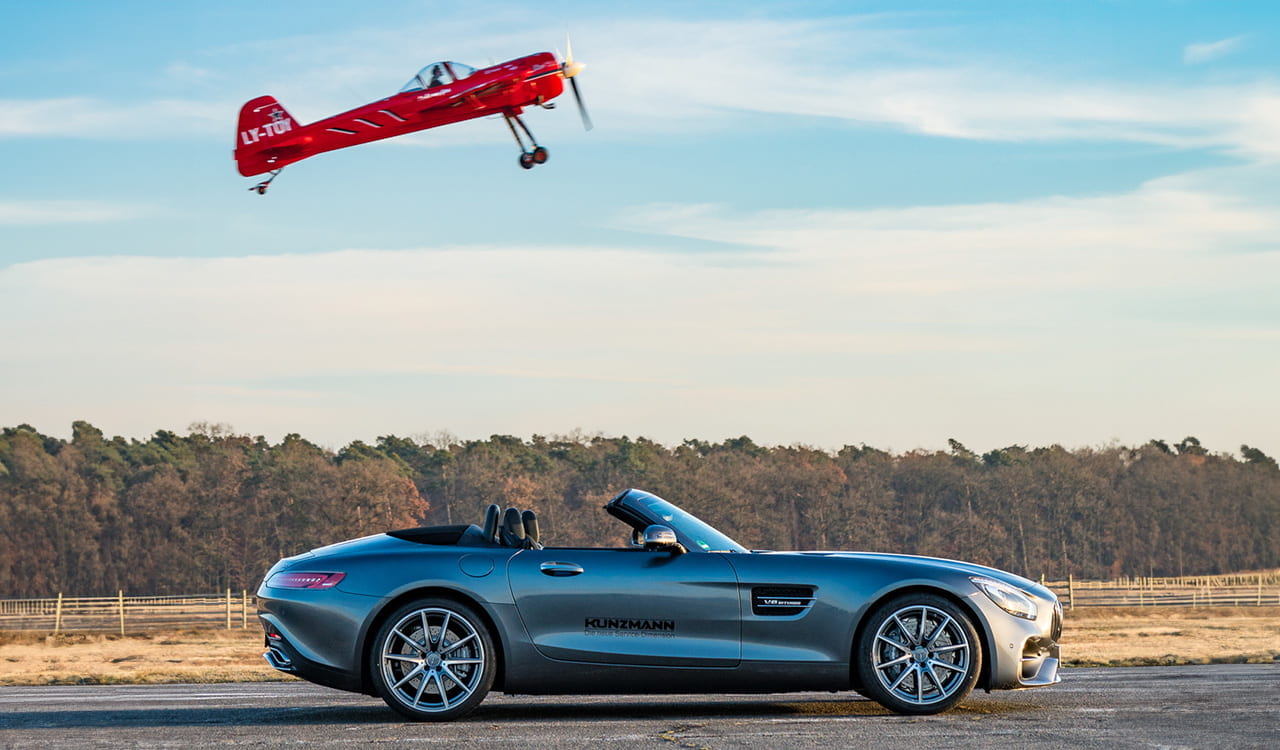 Open Air Mercedes-AMG GT Roadster vs. YAK 55