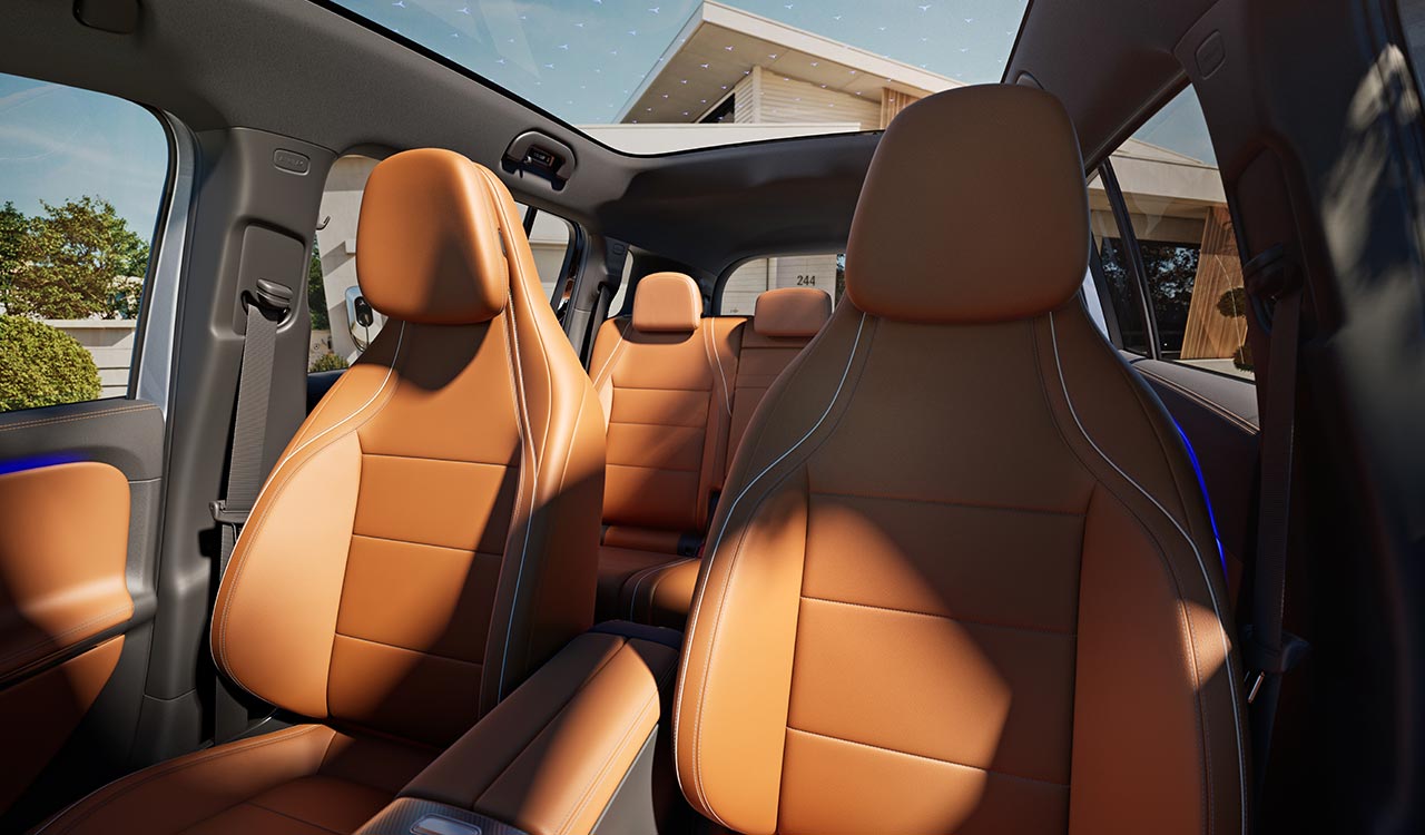 braune Sitze des Mercedes-Benz GLB