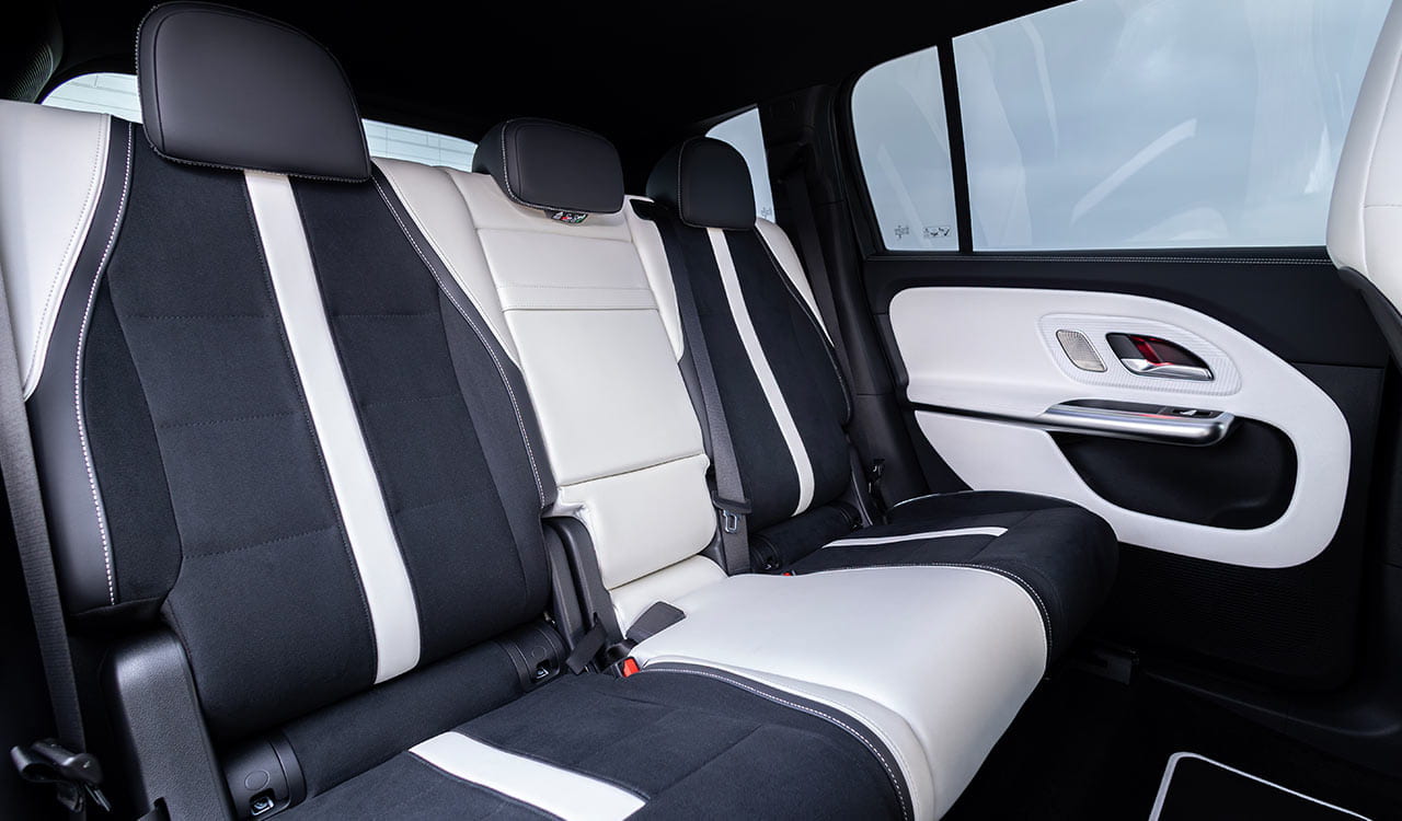 weiß schwarzer Fond des Mercedes-Benz GLB