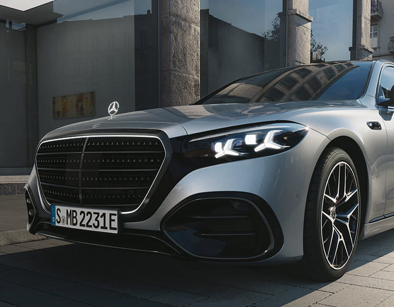 Mercedes-Benz S-Klasse V223 beleuchteter Kühlergrill
