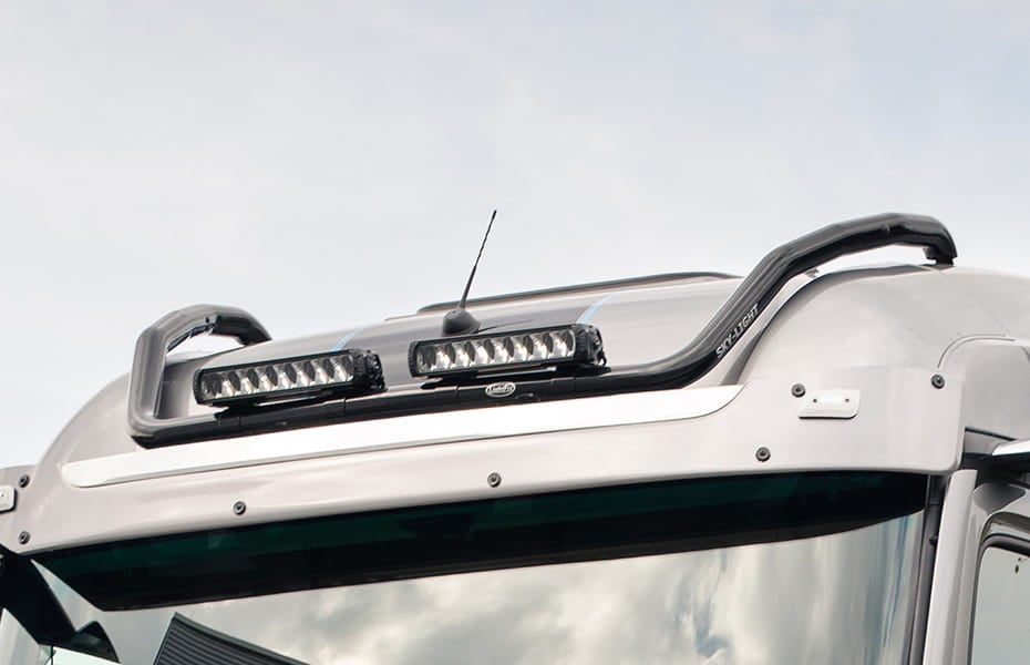 Arbeitsscheinwerfer am Mercedes-Benz Actros Arbeitsscheinwerfer am Mercedes-Benz Actros