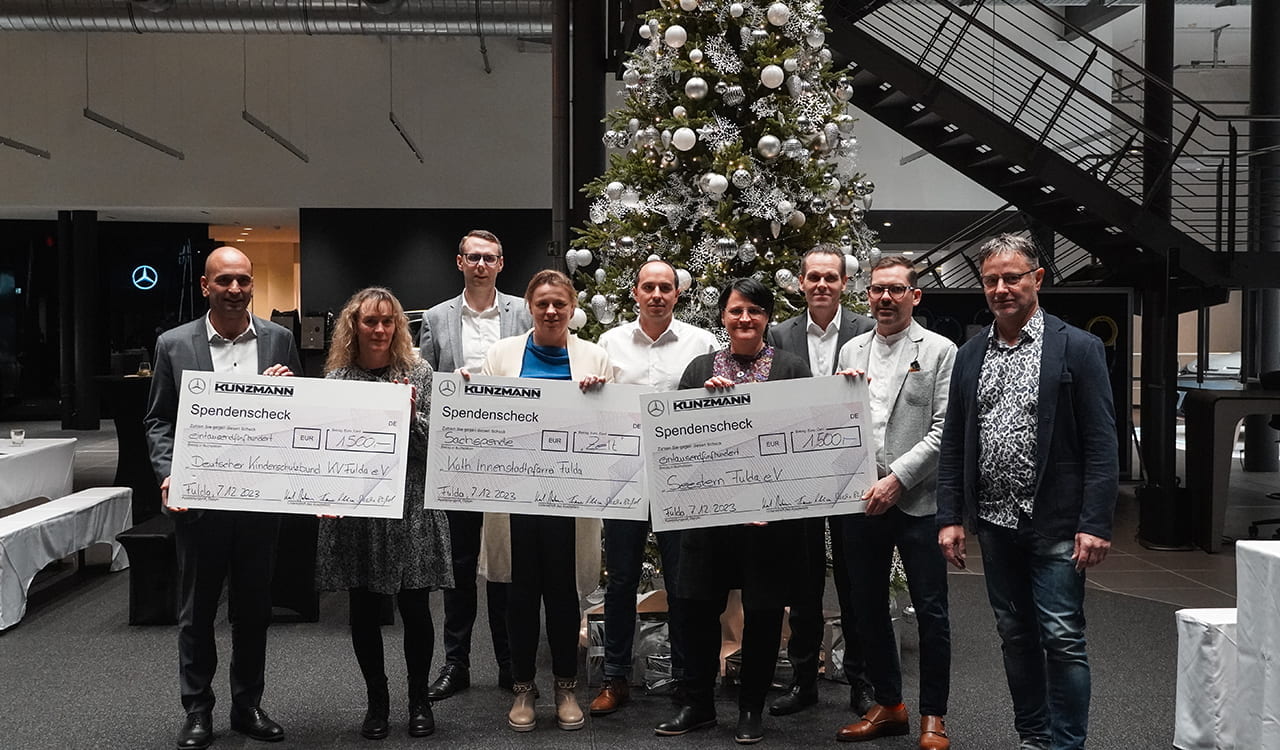 Spendenübergabe Viktor-Willgerodt-Stiftung